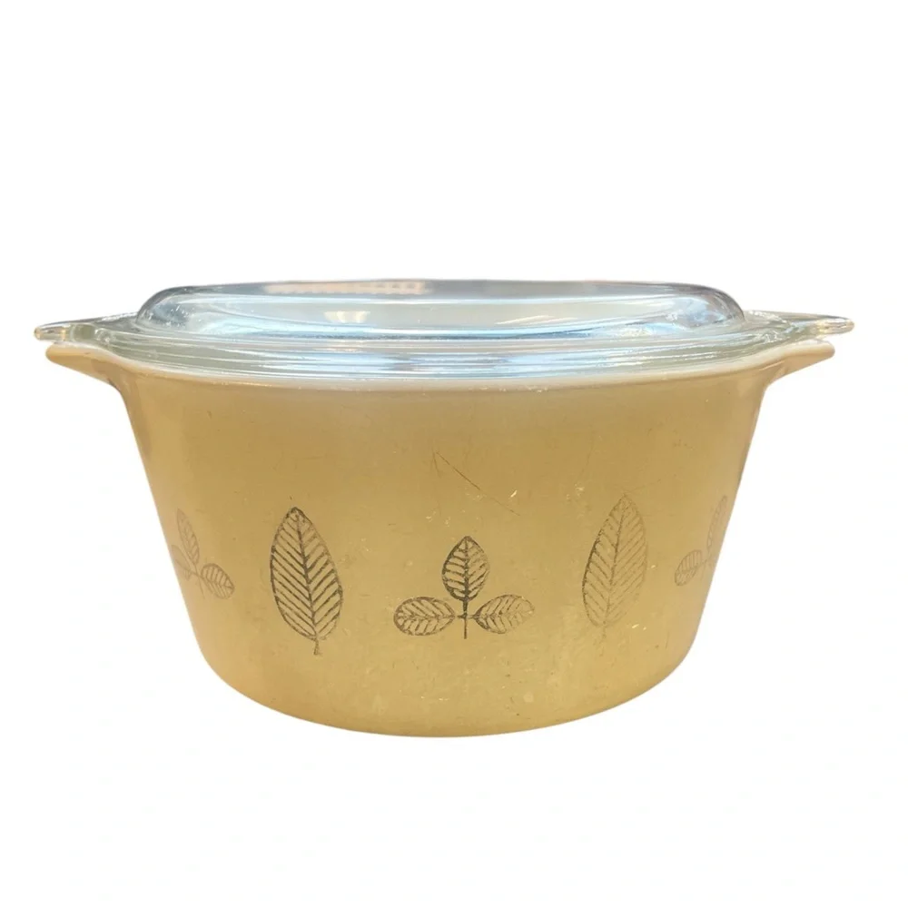 Pyrex | Kitchen | Vintage Retired Pyrex Gold Leaf Pattern 473 Casserole ...